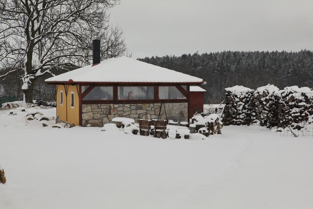 Hrazdeny Statek Mytinka Guest House Екстериор снимка