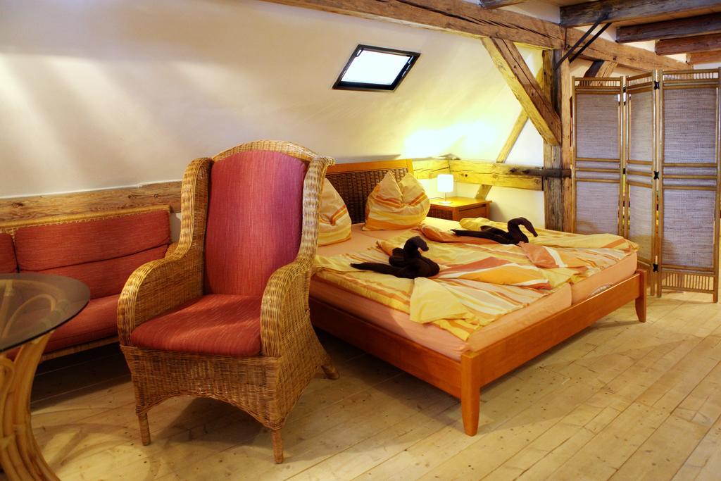 Hrazdeny Statek Mytinka Guest House Стая снимка