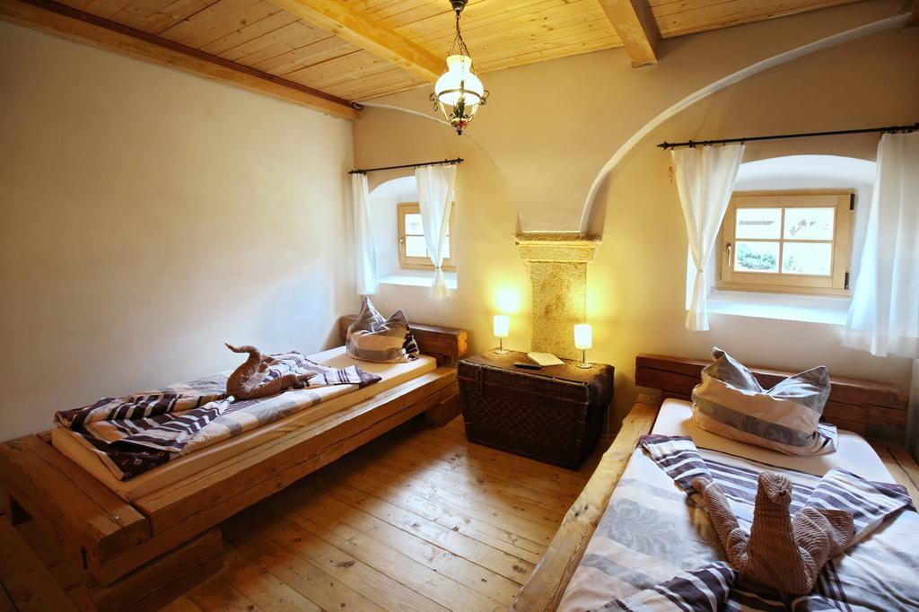 Hrazdeny Statek Mytinka Guest House Екстериор снимка