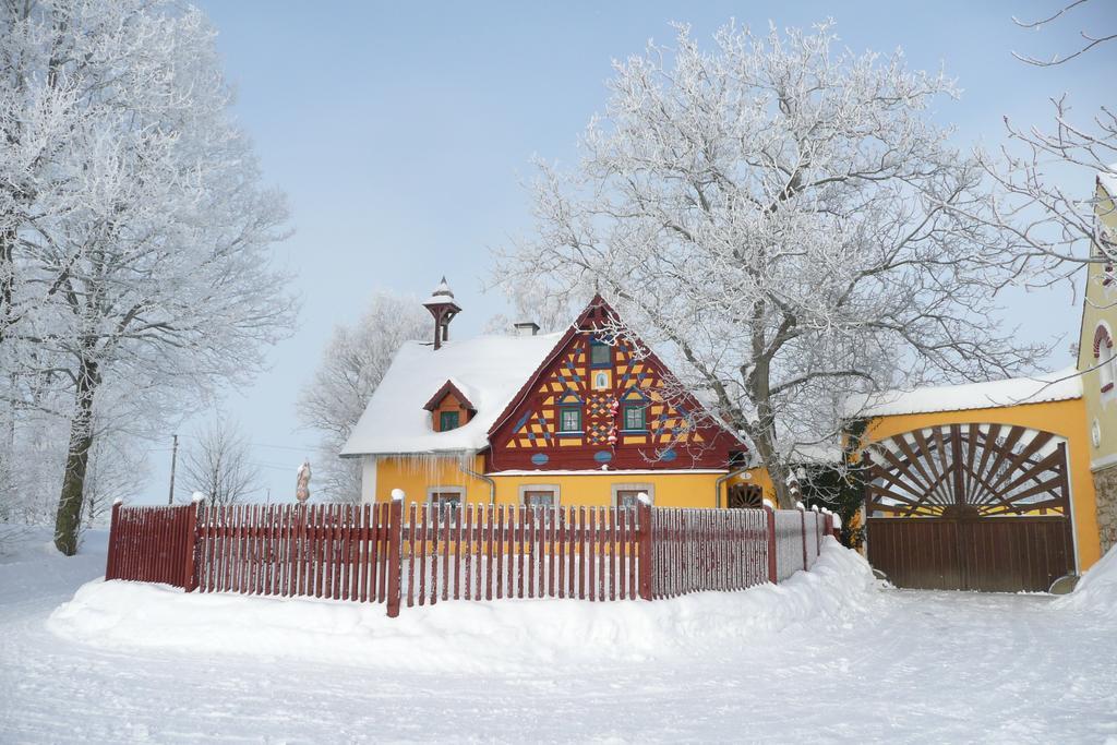 Hrazdeny Statek Mytinka Guest House Екстериор снимка
