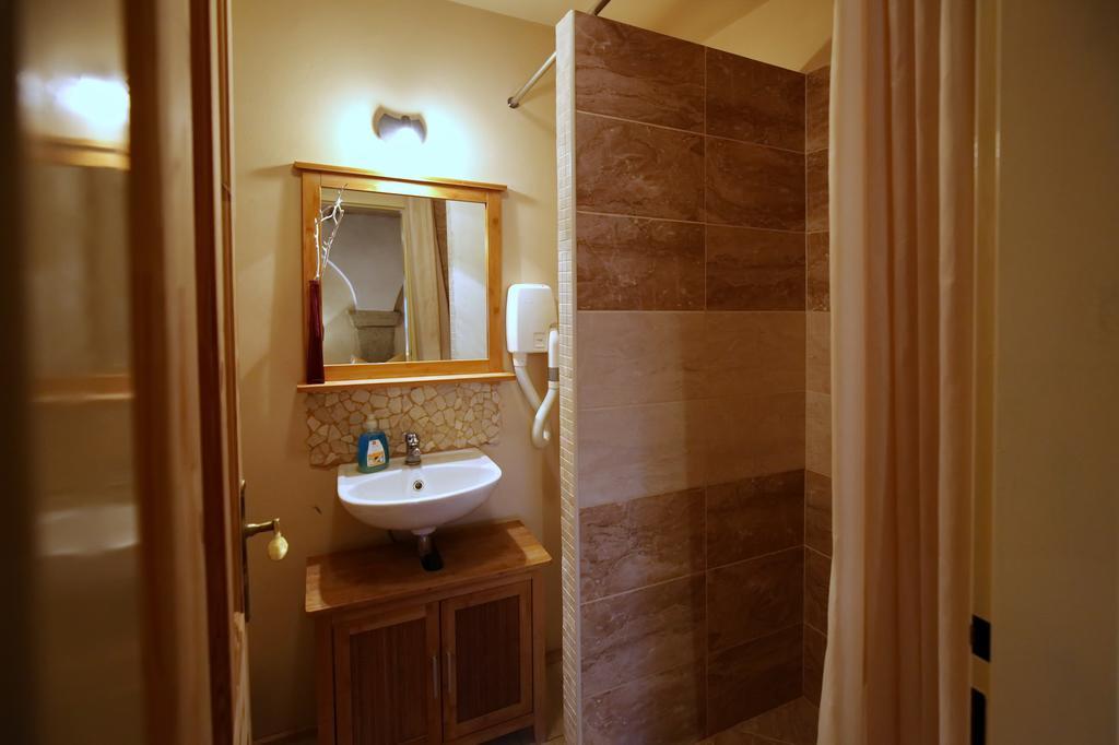 Hrazdeny Statek Mytinka Guest House Екстериор снимка