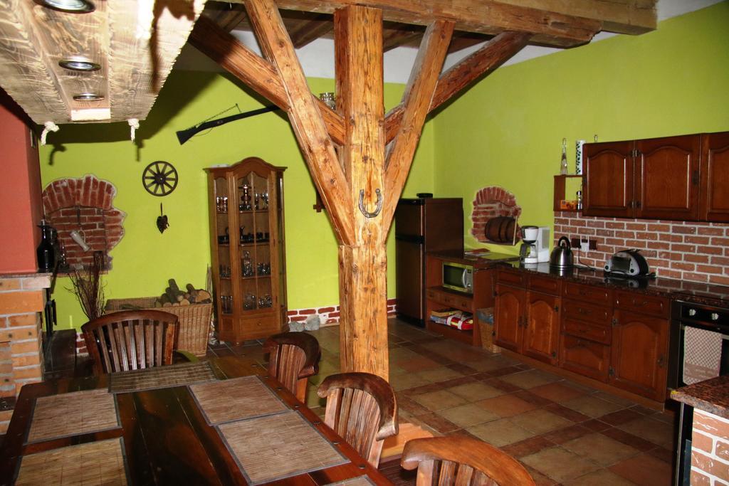 Hrazdeny Statek Mytinka Guest House Екстериор снимка