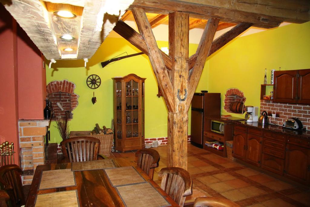 Hrazdeny Statek Mytinka Guest House Екстериор снимка