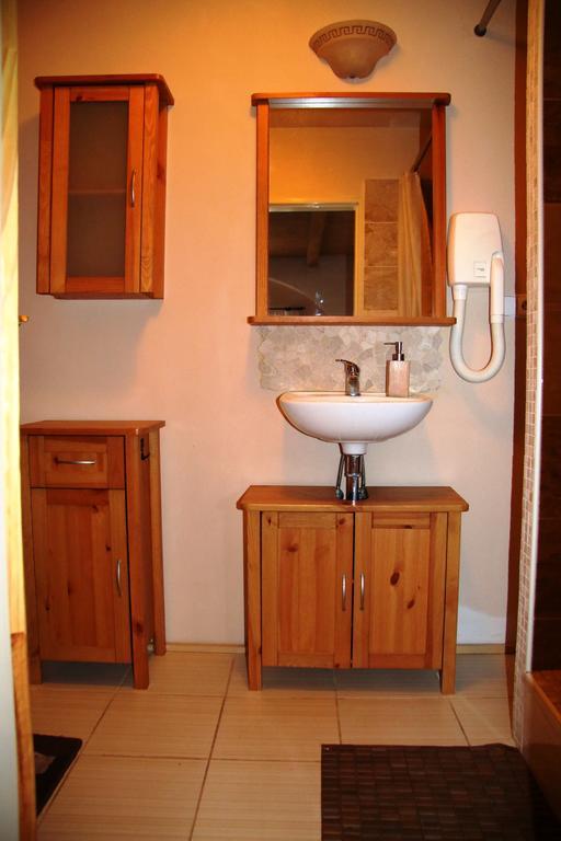 Hrazdeny Statek Mytinka Guest House Екстериор снимка